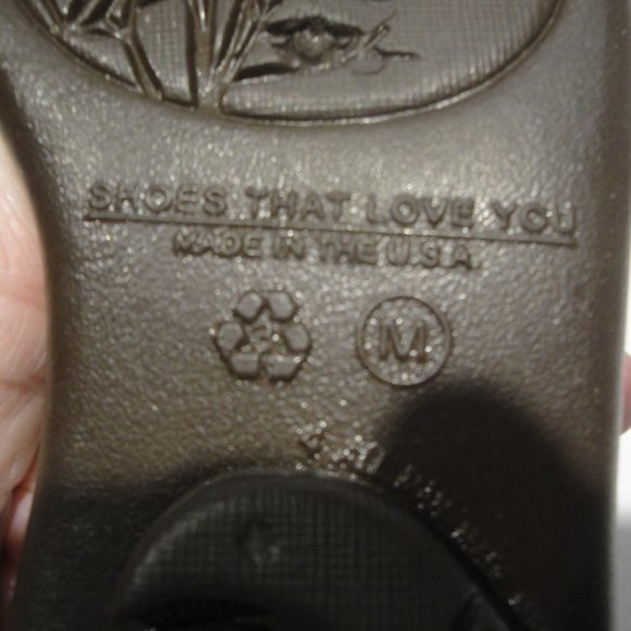 Oka B Dark Brown Slides/Sandal  Size M Get ready for Spring - Picture 7 of 11